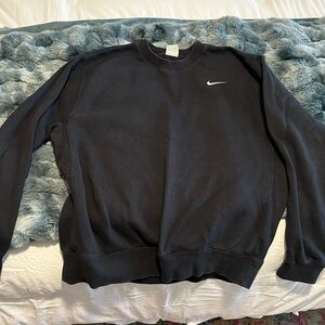 Women’s black Nike sweatshirt